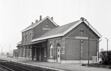 Kapellen-op-den-Bos - SNCB Z03433B (2).jpg